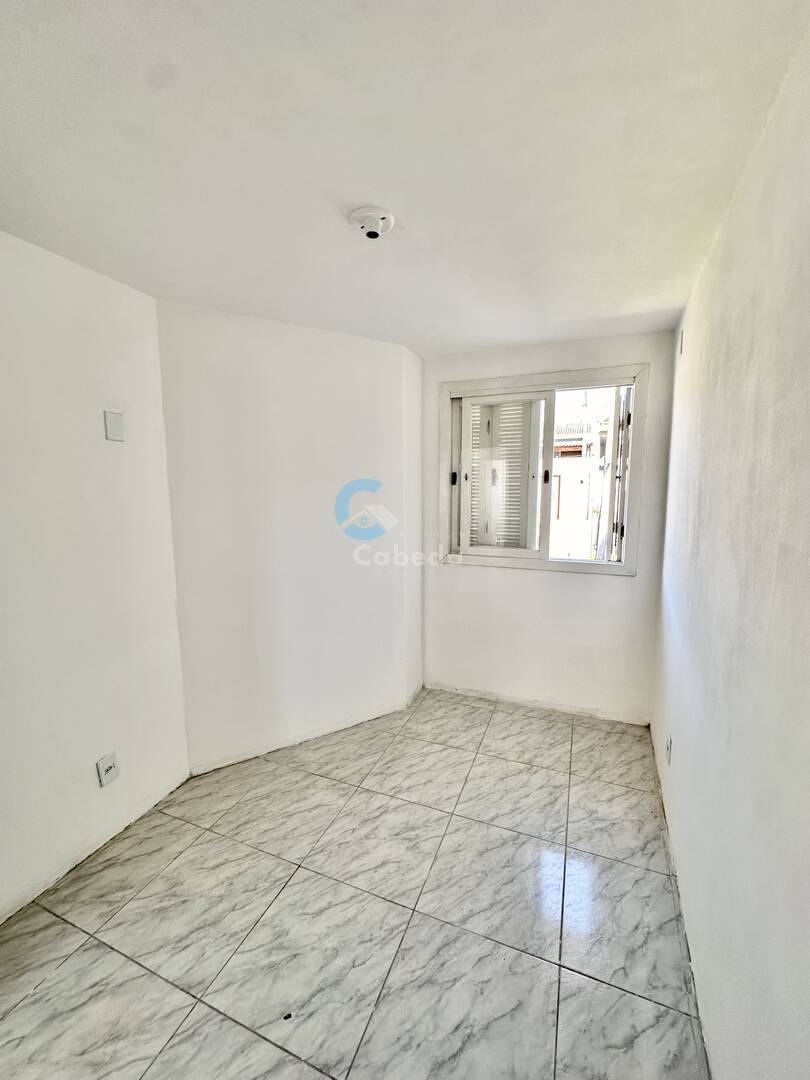 Casa à venda com 2 quartos, 46m² - Foto 7